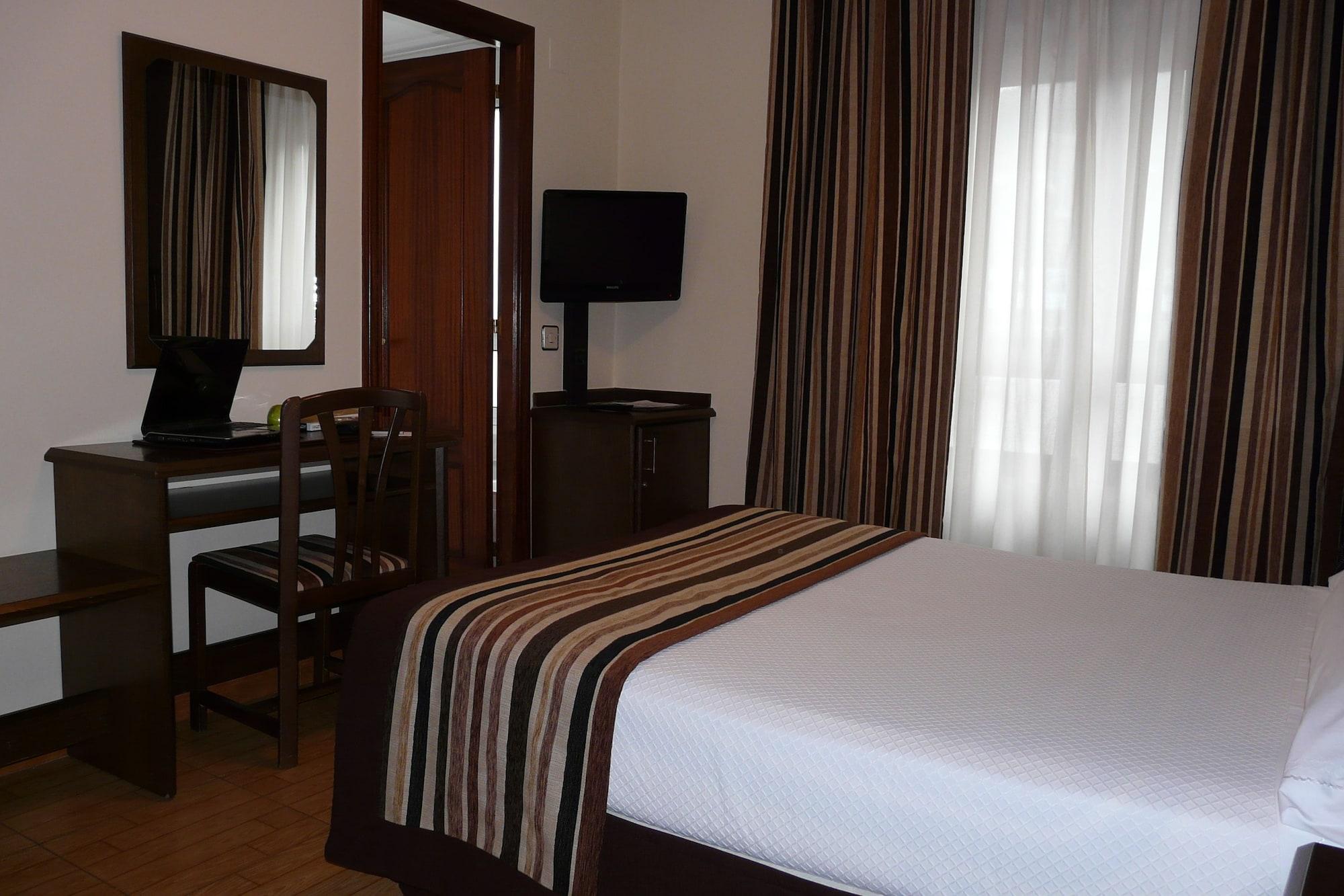 Idh Angel Hotel Oviedo Exterior photo
